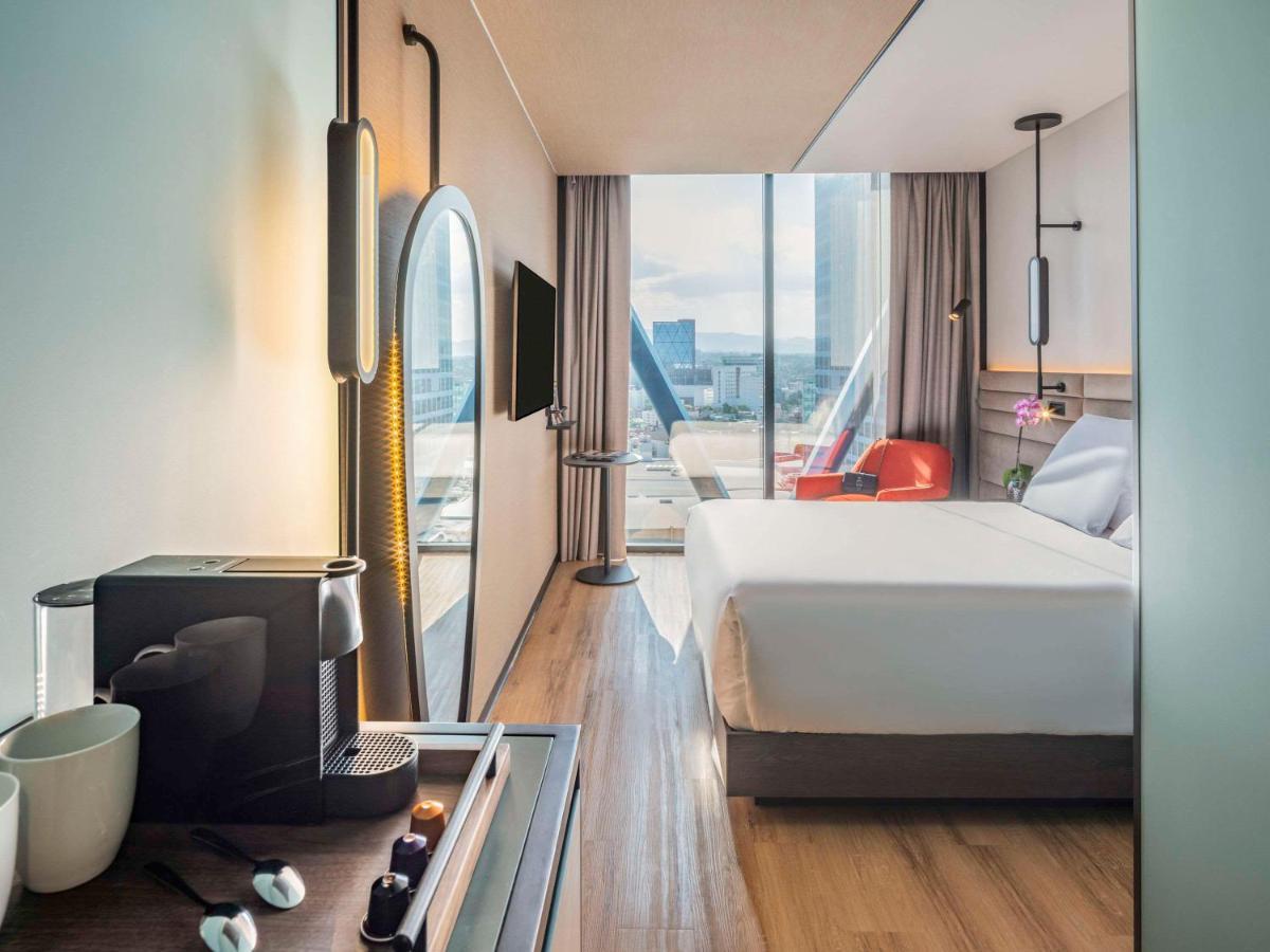 Novotel Mexico City World Trade Center Bagian luar foto